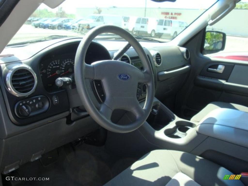 2003 Expedition XLT 4x4 - Silver Birch Metallic / Flint Grey photo #11