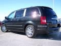 2009 Brilliant Black Crystal Pearl Chrysler Town & Country Limited  photo #3