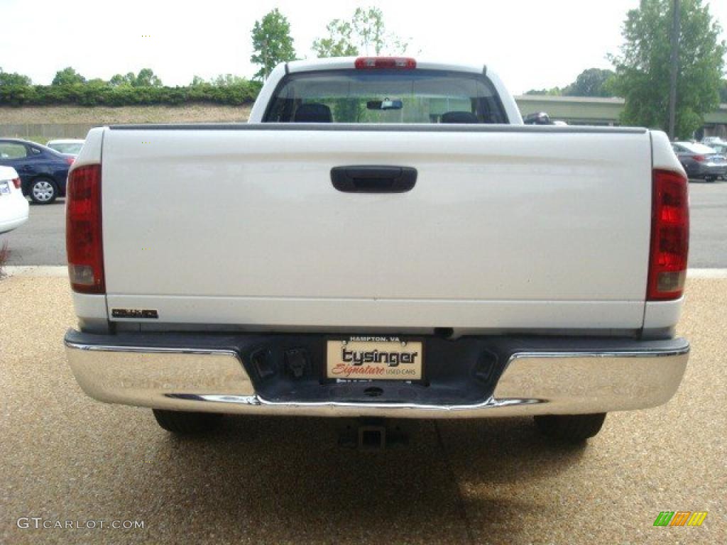 2004 Ram 1500 ST Regular Cab - Bright White / Dark Slate Gray photo #5