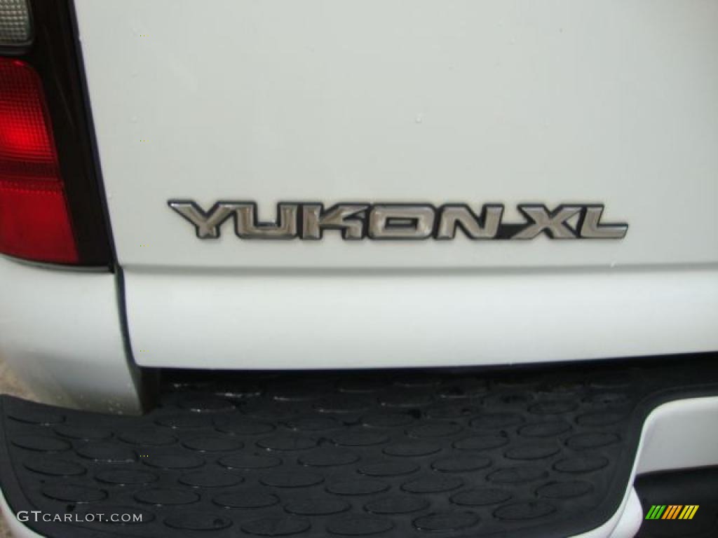 2004 Yukon XL Denali AWD - Summit White / Stone Gray photo #31