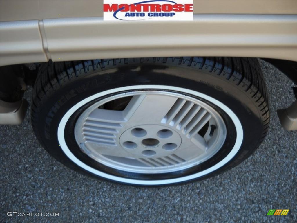 1994 Trans Sport SE - Light Beige Metallic / Beige photo #12