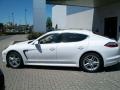 Carrara White - Panamera 4S Photo No. 8