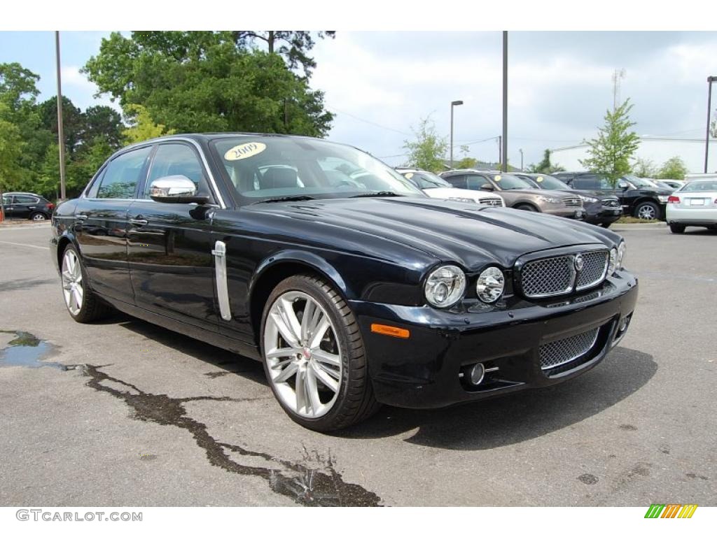 2009 XJ Super V8 Portfolio - Celestial Black / Navy/Barley photo #1