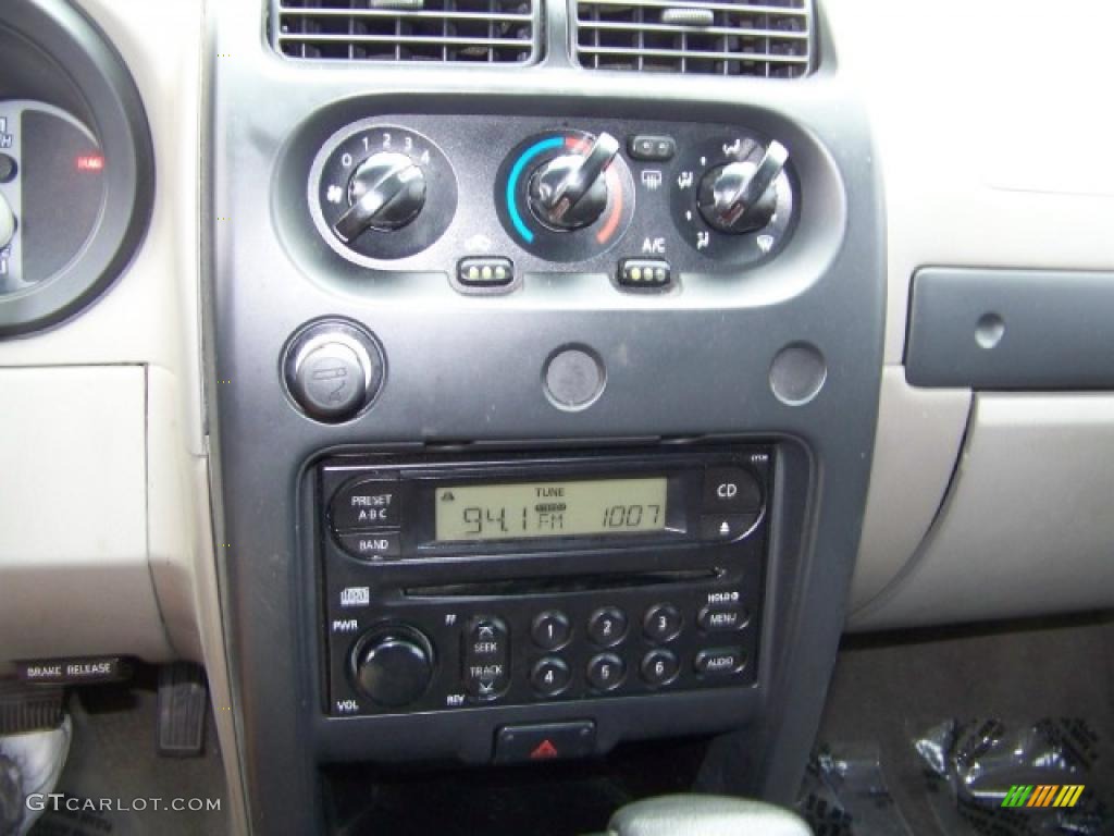 2003 Xterra SE V6 4x4 - Canteen Green Metallic / Gray photo #11