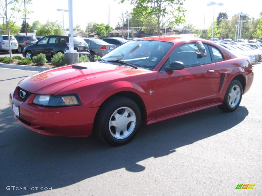 2001 Mustang V6 Coupe - Laser Red Metallic / Dark Charcoal photo #5