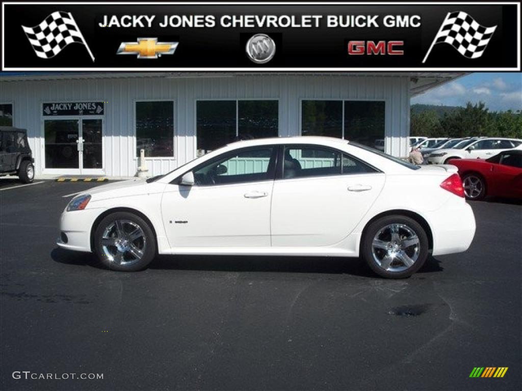 Ivory White Pontiac G6