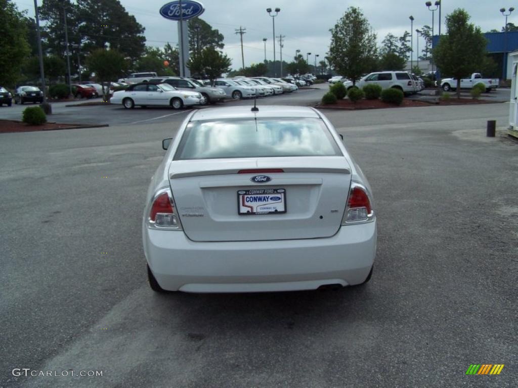 2009 Fusion SE - White Suede / Charcoal Black photo #6