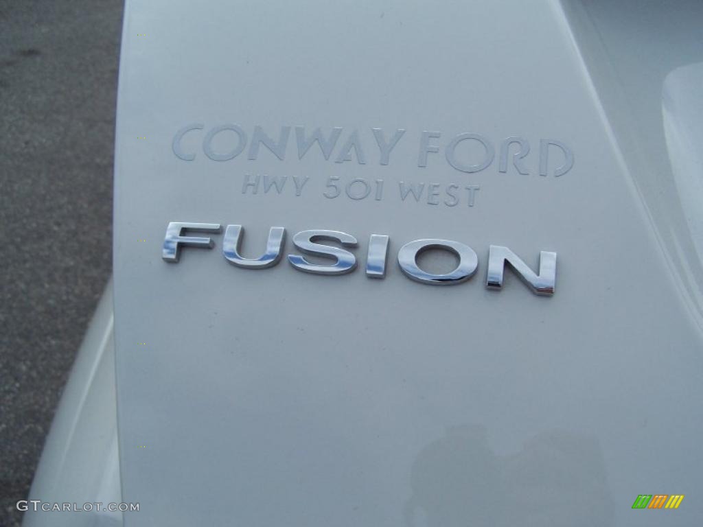 2009 Fusion SE - White Suede / Charcoal Black photo #14