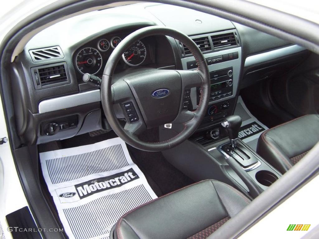 2009 Fusion SE - White Suede / Charcoal Black photo #20