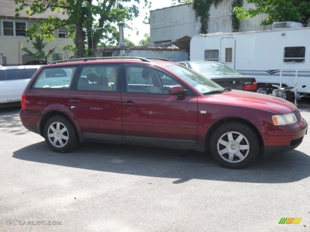 2000 Passat GLS V6 Wagon - Colorado Red Metallic / Beige photo #4