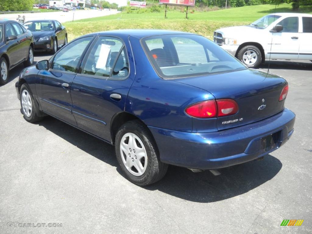 2001 Cavalier LS Sedan - Indigo Blue Metallic / Graphite photo #7