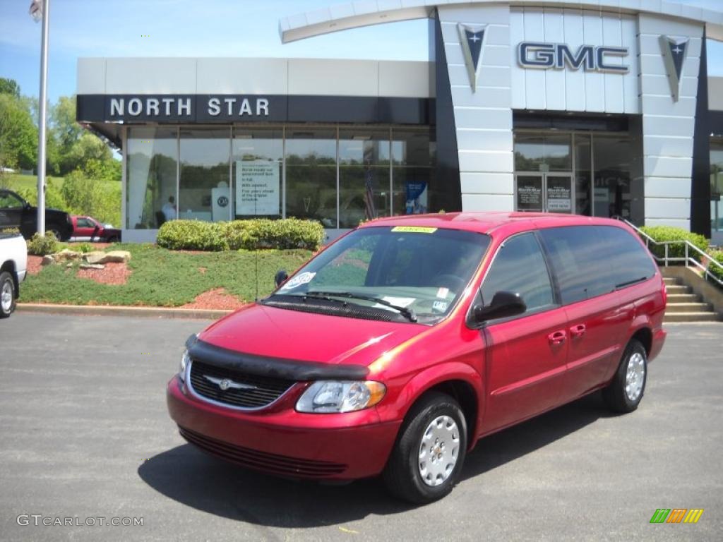 2002 Town & Country eL - Inferno Red Tinted Pearlcoat / Taupe photo #1