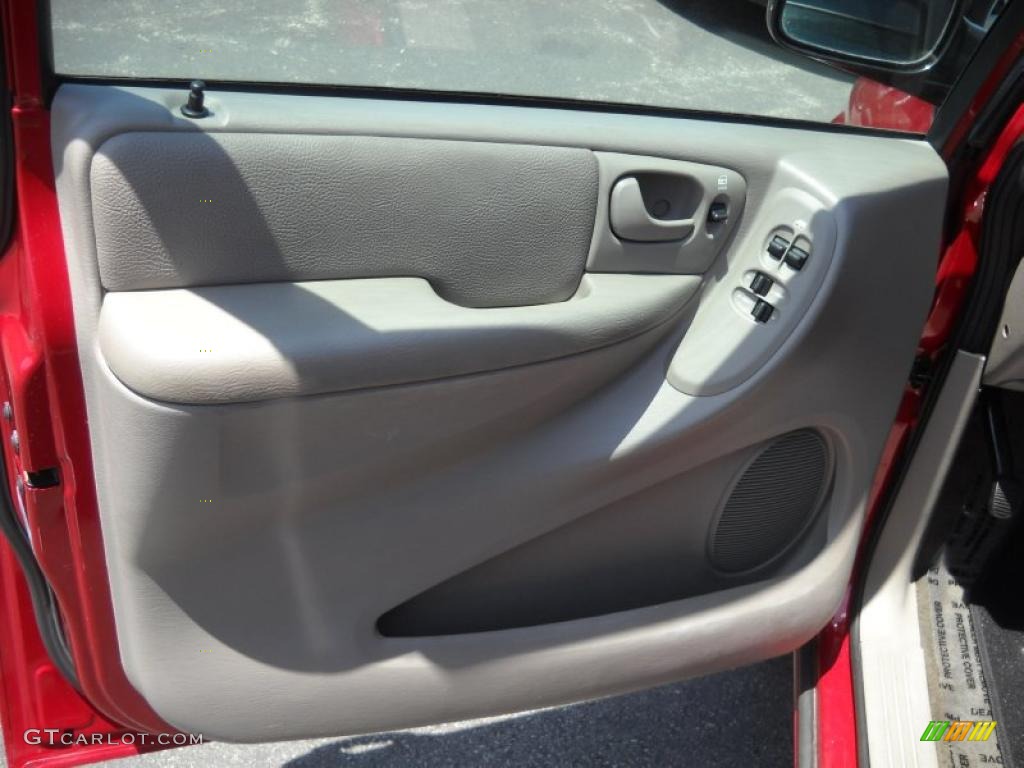 2002 Town & Country eL - Inferno Red Tinted Pearlcoat / Taupe photo #9