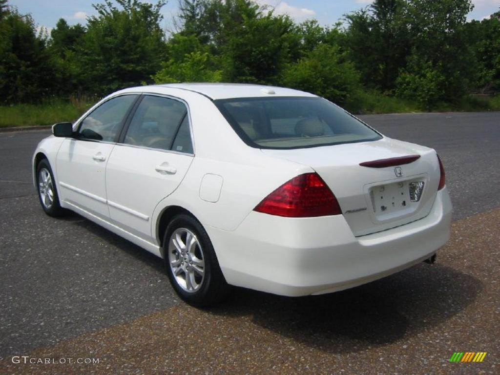 2007 Accord EX-L Sedan - Taffeta White / Ivory photo #3