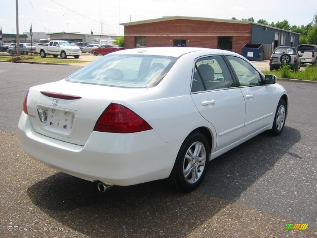 2007 Accord EX-L Sedan - Taffeta White / Ivory photo #5