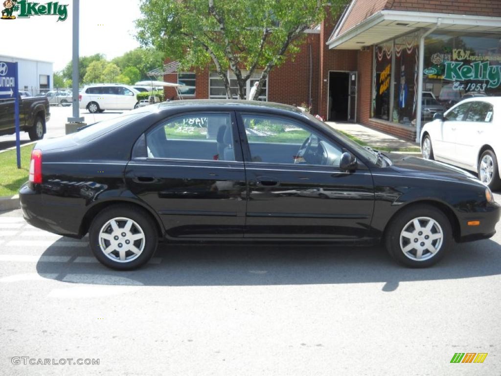 2002 Spectra GS Sedan - Black / Gray photo #2