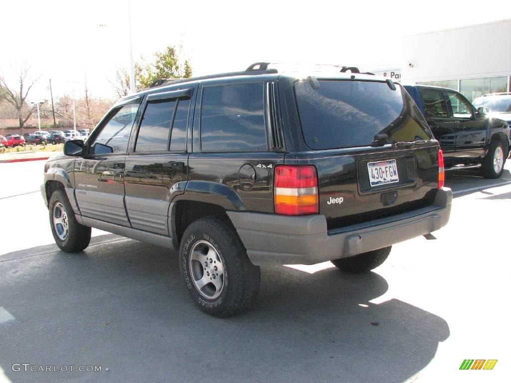 1997 Grand Cherokee Laredo 4x4 - Black / Taupe photo #3