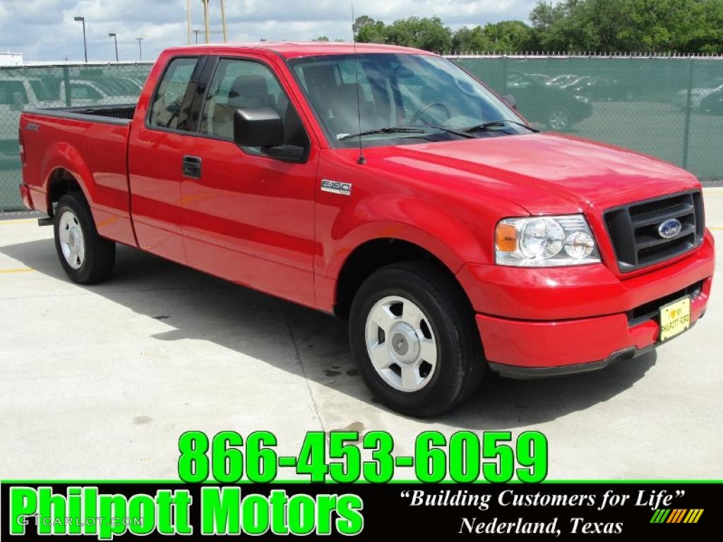 2004 F150 STX SuperCab - Bright Red / Medium/Dark Flint photo #1