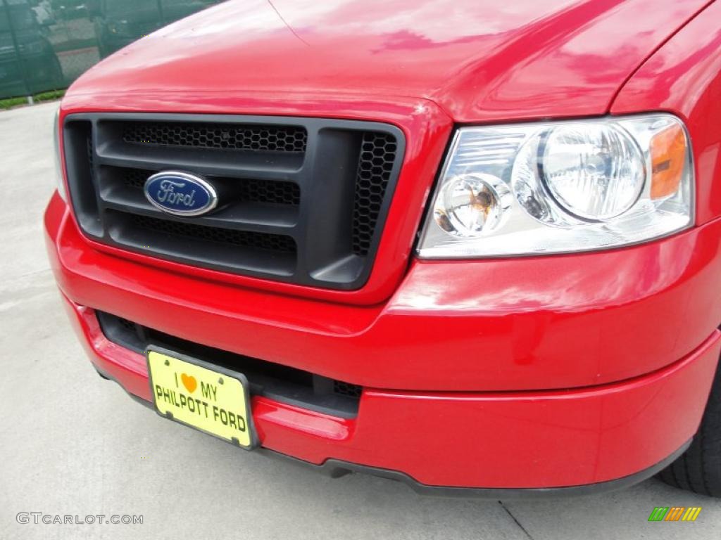 2004 F150 STX SuperCab - Bright Red / Medium/Dark Flint photo #10