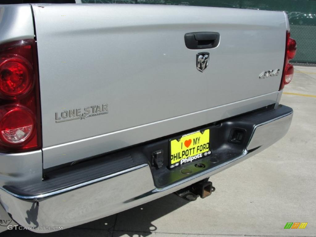 2007 Ram 3500 Lone Star Quad Cab 4x4 Dually - Bright Silver Metallic / Medium Slate Gray photo #25