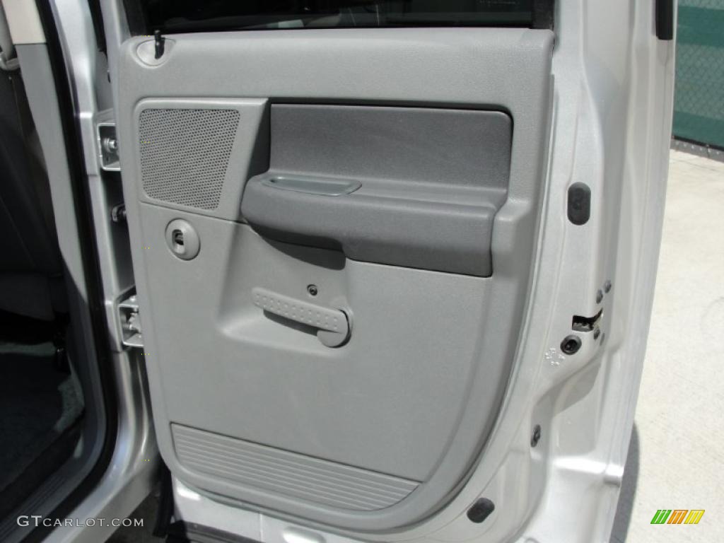 2007 Ram 3500 Lone Star Quad Cab 4x4 Dually - Bright Silver Metallic / Medium Slate Gray photo #31