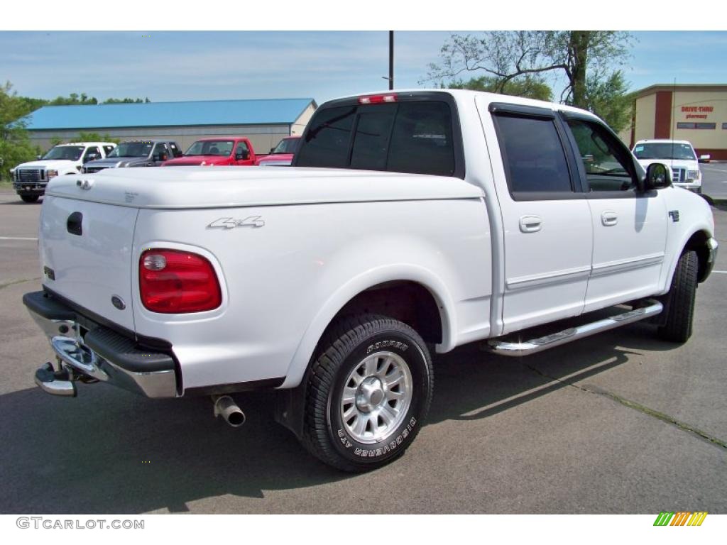 2002 F150 XLT SuperCrew 4x4 - Oxford White / Dark Graphite photo #5