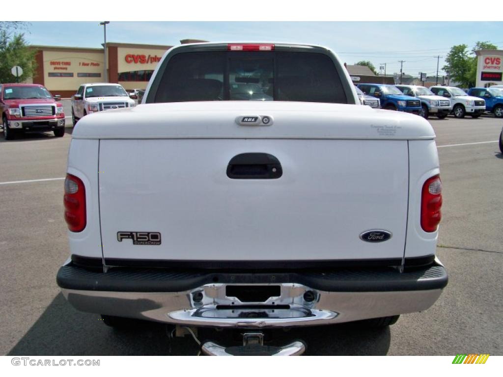2002 F150 XLT SuperCrew 4x4 - Oxford White / Dark Graphite photo #6