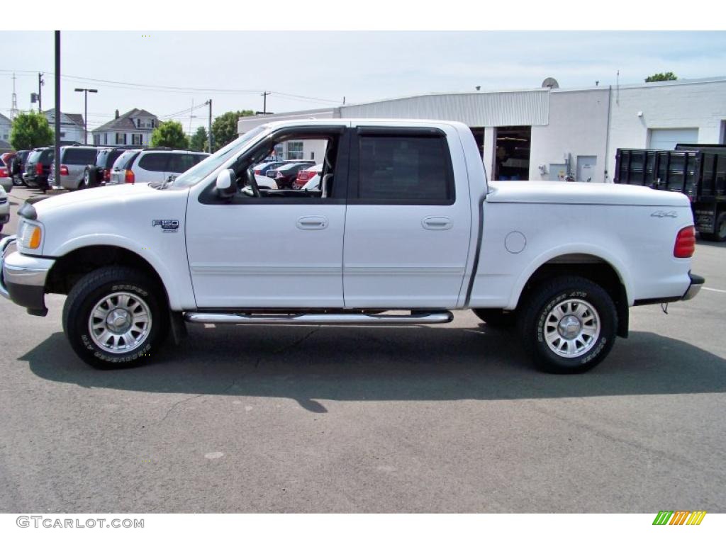 2002 F150 XLT SuperCrew 4x4 - Oxford White / Dark Graphite photo #8