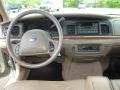 2001 Spruce Green Metallic Ford Crown Victoria LX  photo #19