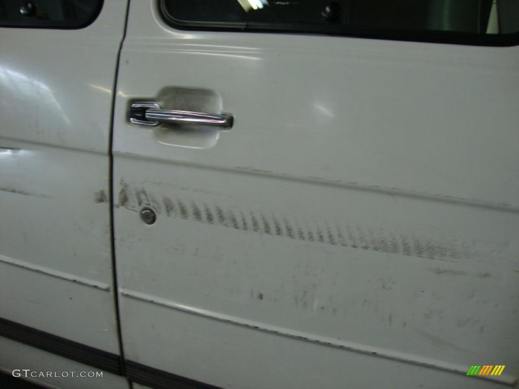 1995 Chevy Van G30 Cargo - White / Gray photo #17