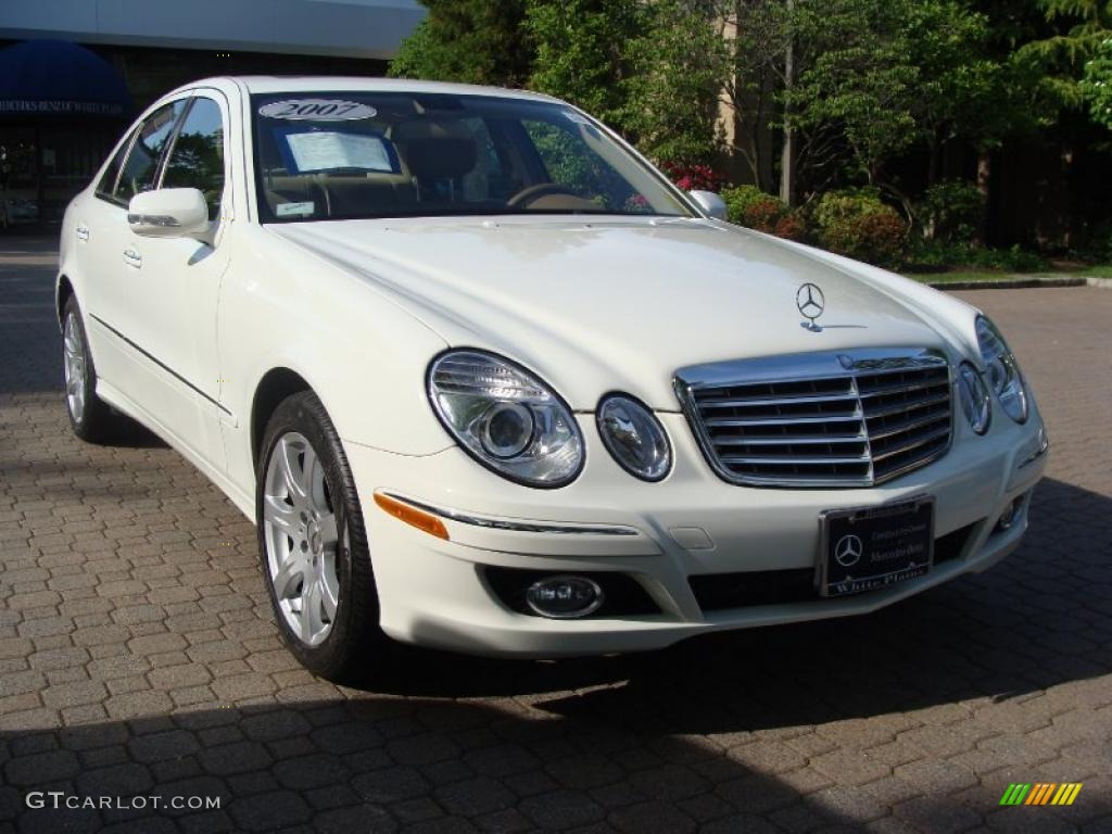 2007 E 350 4Matic Sedan - Arctic White / Cashmere photo #3