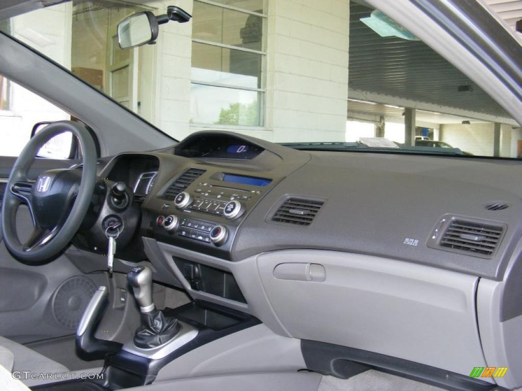 2007 Civic LX Coupe - Galaxy Gray Metallic / Gray photo #16