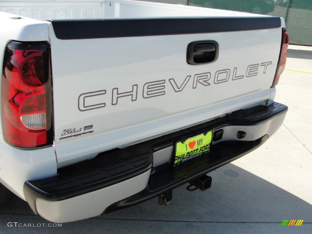 2005 Silverado 1500 Regular Cab - Summit White / Dark Charcoal photo #21