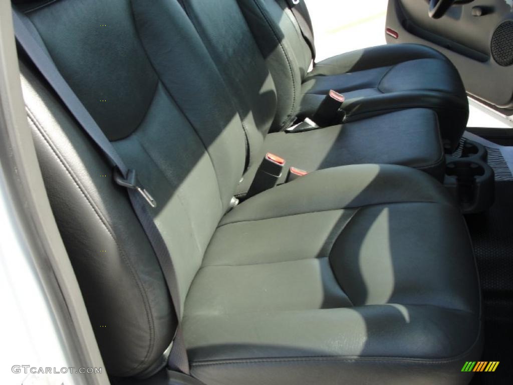 2005 Silverado 1500 Regular Cab - Summit White / Dark Charcoal photo #26