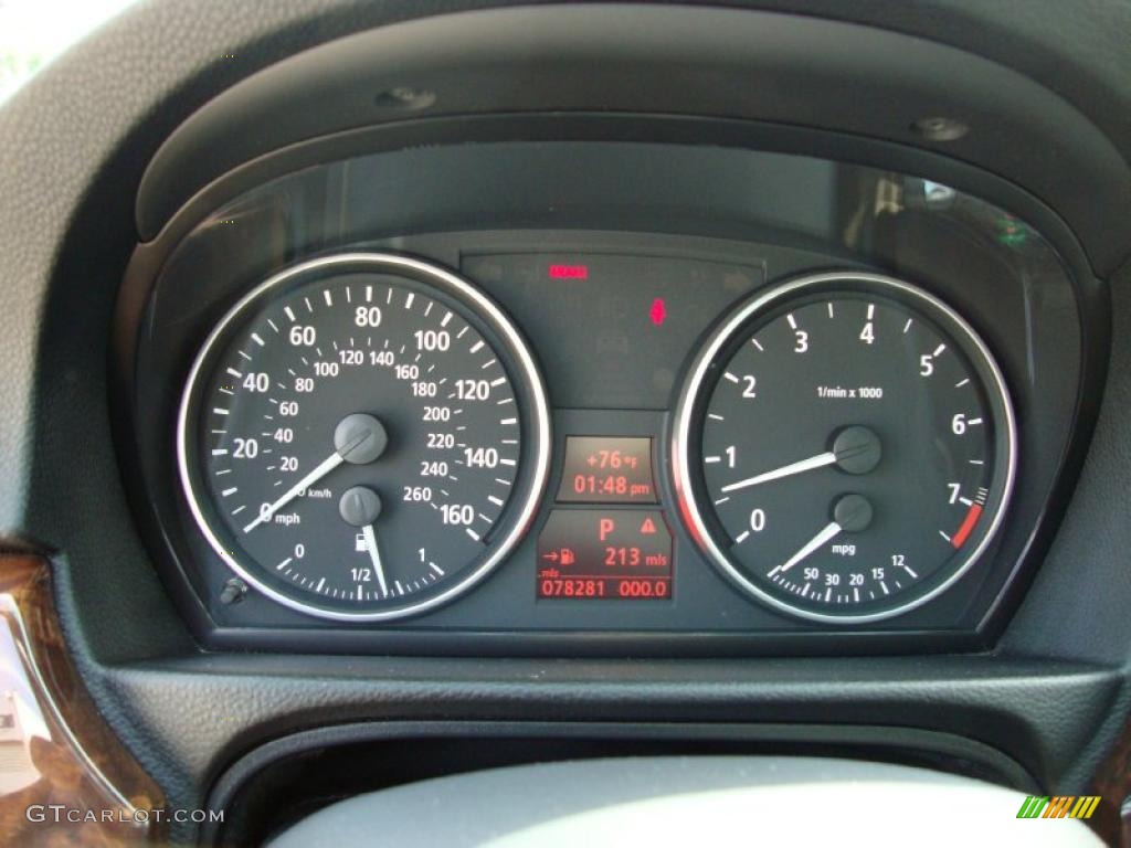 2006 3 Series 330xi Sedan - Jet Black / Black photo #44