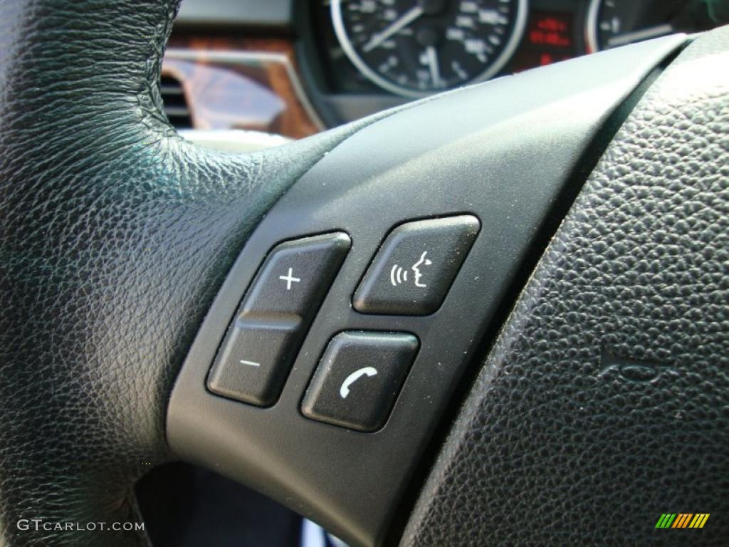 2006 3 Series 330xi Sedan - Jet Black / Black photo #47