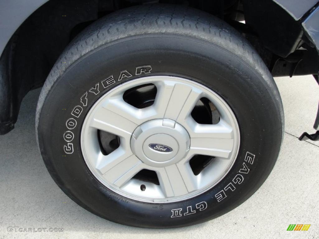 2004 F150 XLT SuperCrew - Medium Wedgewood Blue Metallic / Dark Flint photo #16