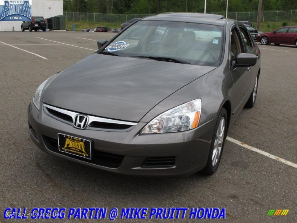 2007 Accord EX-L V6 Sedan - Carbon Bronze Pearl / Ivory photo #3