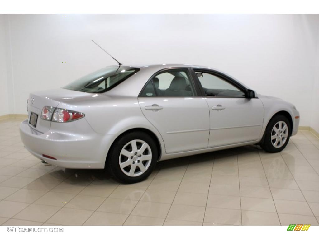 2007 MAZDA6 i Sport Sedan - Glacier Silver Metallic / Gray photo #7