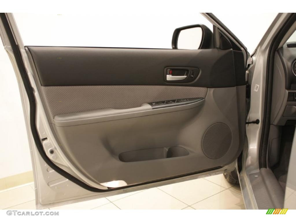 2007 MAZDA6 i Sport Sedan - Glacier Silver Metallic / Gray photo #8