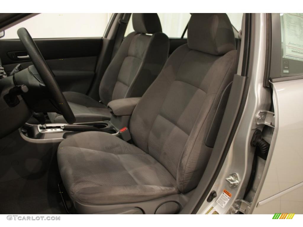 2007 MAZDA6 i Sport Sedan - Glacier Silver Metallic / Gray photo #10