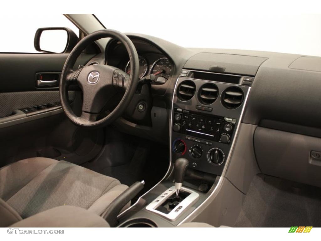 2007 MAZDA6 i Sport Sedan - Glacier Silver Metallic / Gray photo #16