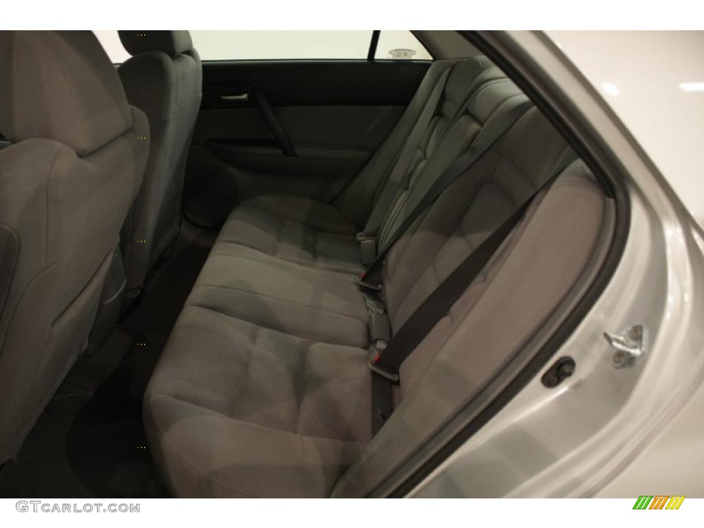 2007 MAZDA6 i Sport Sedan - Glacier Silver Metallic / Gray photo #19