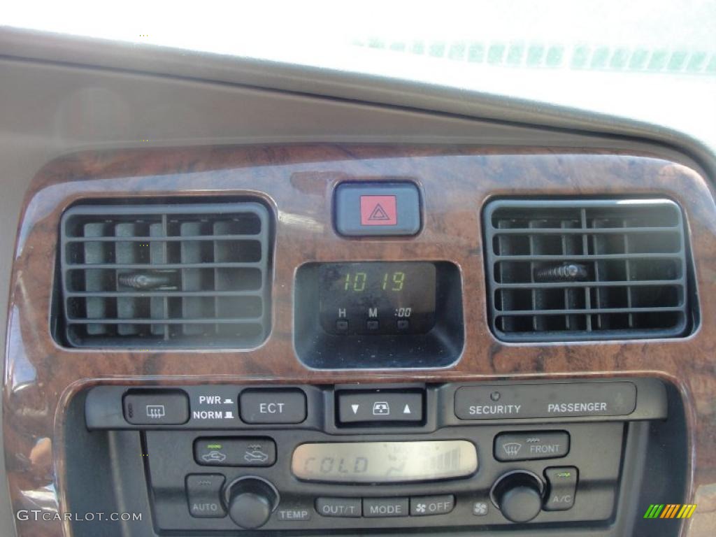 2000 4Runner Limited - Black / Oak photo #40
