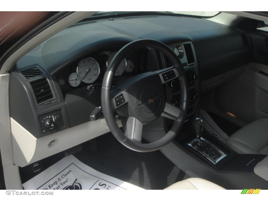 2007 300 Limited - Brilliant Black / Dark Slate Gray/Light Graystone photo #24