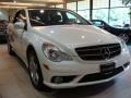 Arctic White - R 350 4Matic Photo No. 1