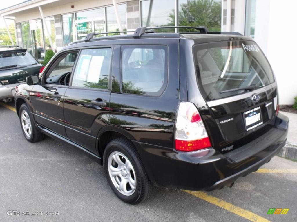 2007 Forester 2.5 X - Obsidian Black Pearl / Graphite Gray photo #4