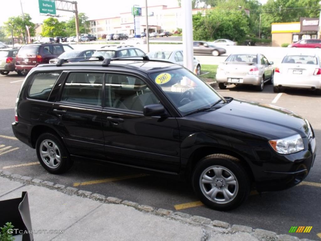 2007 Forester 2.5 X - Obsidian Black Pearl / Graphite Gray photo #9