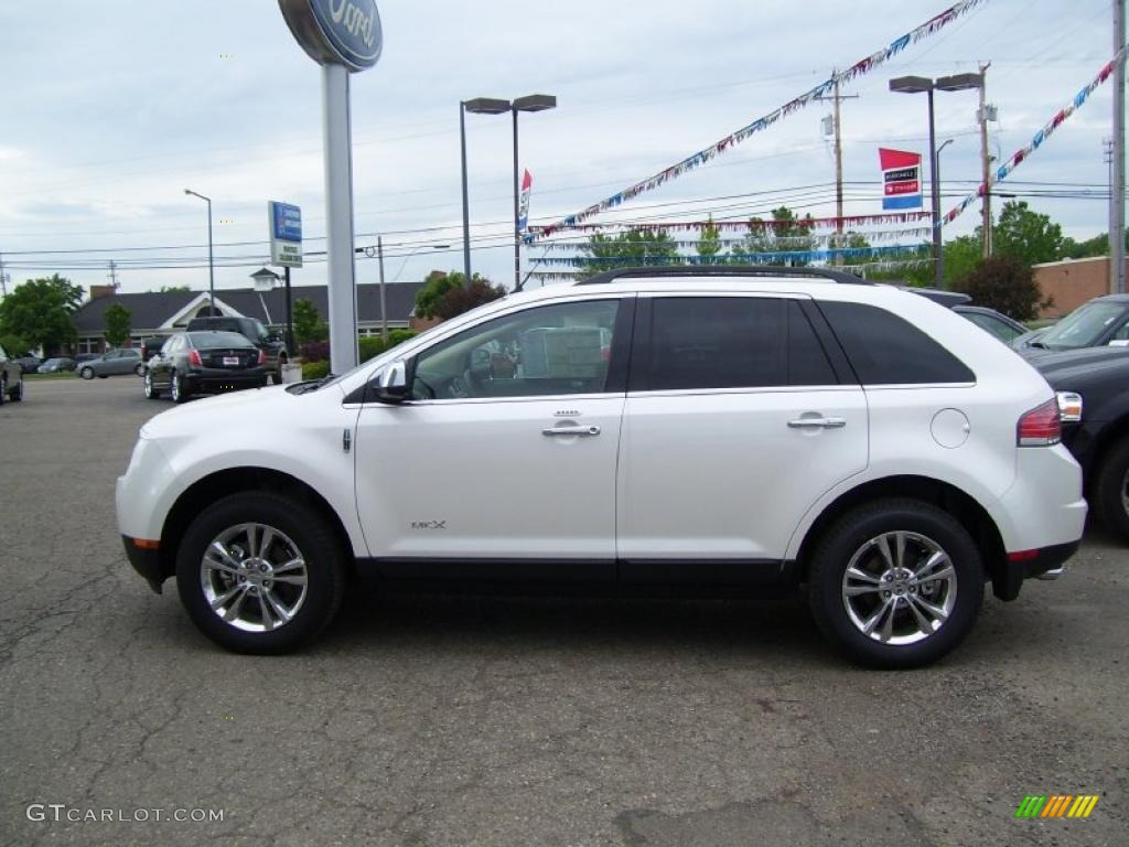 2010 MKX FWD - White Platinum Tri-Coat / Charcoal Black photo #3