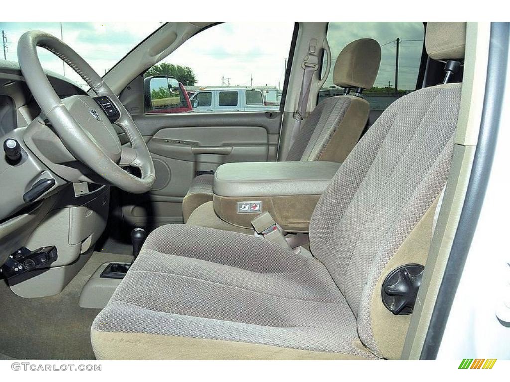 2005 Ram 3500 SLT Quad Cab 4x4 Dually - Bright White / Taupe photo #12